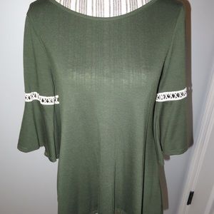 Altard State olive green top (M)